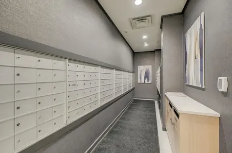 1201 Yale Place Minneapolis MN 55403