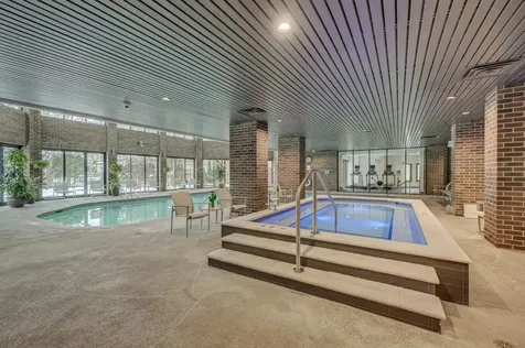 1201 Yale Place Minneapolis MN 55403