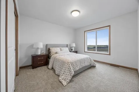 8414 61st Street S Horace ND 58047