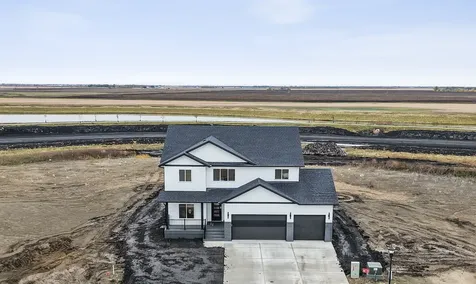 8414 61st Street S Horace ND 58047