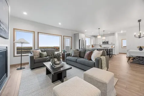 8414 61st Street S Horace ND 58047