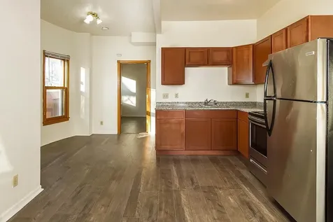 1619 Hubbard Avenue Saint Paul MN 55104