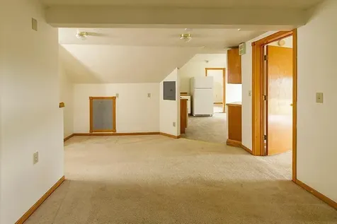 1619 Hubbard Avenue Saint Paul MN 55104