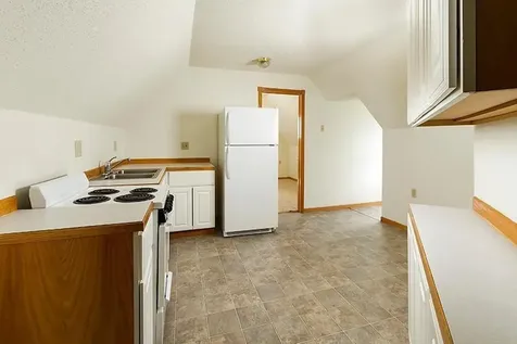 1619 Hubbard Avenue Saint Paul MN 55104