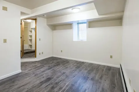 1619 Hubbard Avenue Saint Paul MN 55104