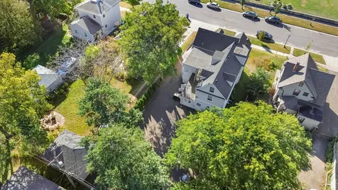 1619 Hubbard Avenue Saint Paul MN 55104