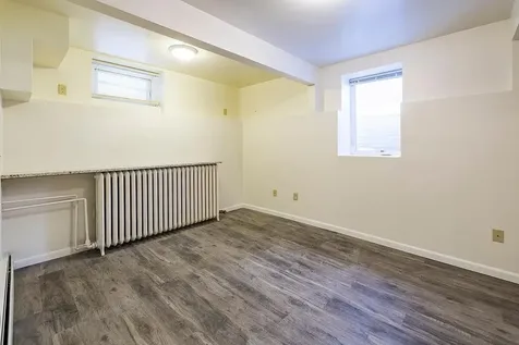 1619 Hubbard Avenue Saint Paul MN 55104