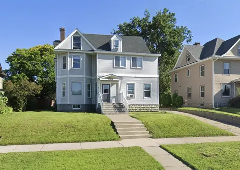 1619 Hubbard Avenue Saint Paul MN 55104