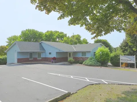123 Fairlawn Avenue Winsted MN 55395