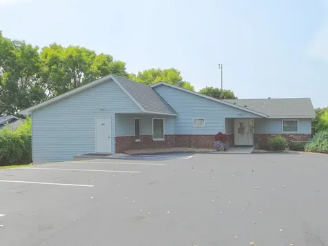 123 Fairlawn Avenue Winsted MN 55395