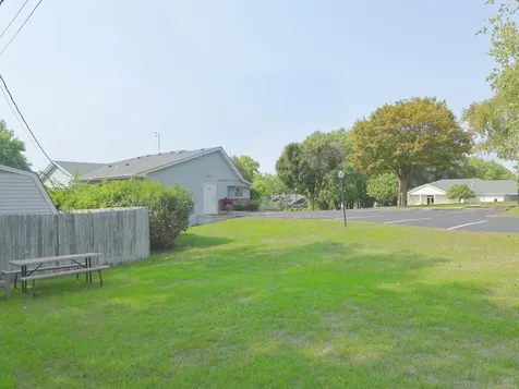 123 Fairlawn Avenue Winsted MN 55395