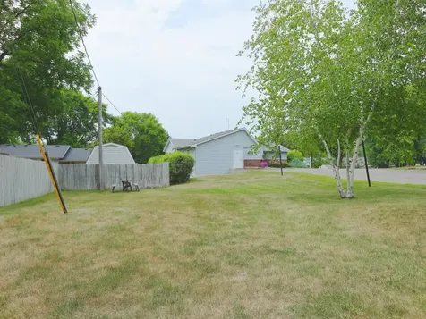 123 Fairlawn Avenue Winsted MN 55395