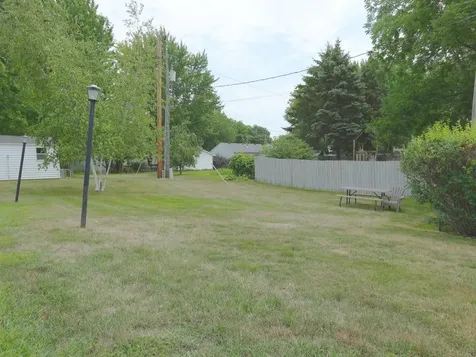 123 Fairlawn Avenue Winsted MN 55395