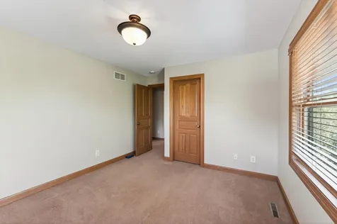 11224 Halstead Trail Woodbury MN 55129