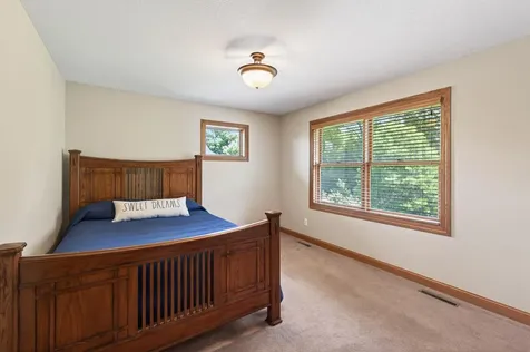 11224 Halstead Trail Woodbury MN 55129