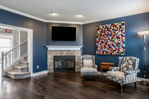8183 Heyward Drive Indianapolis IN 46250