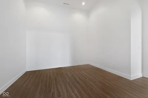 1155 S Rangeline Road Carmel IN 46032