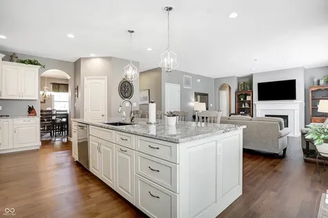 6791 W Winding Bend Mccordsville IN 46055