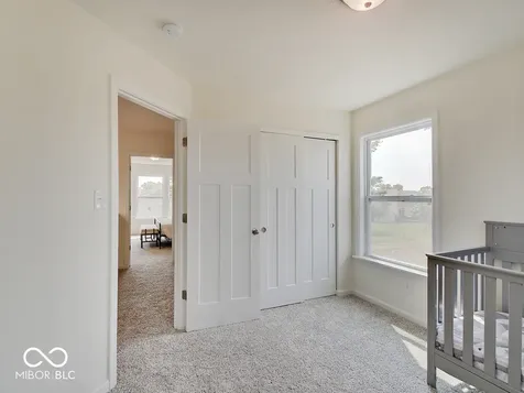 3923 Windstar Way Columbus IN 47203