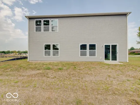 3923 Windstar Way Columbus IN 47203