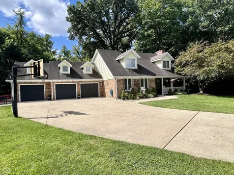 303 Wellington Overlook Noblesville IN 46060