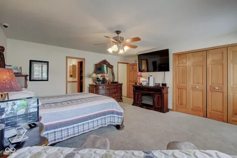 303 Wellington Overlook Noblesville IN 46060