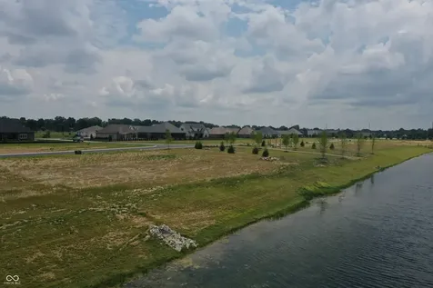 1640 Mill Pond Lane Franklin IN 46131