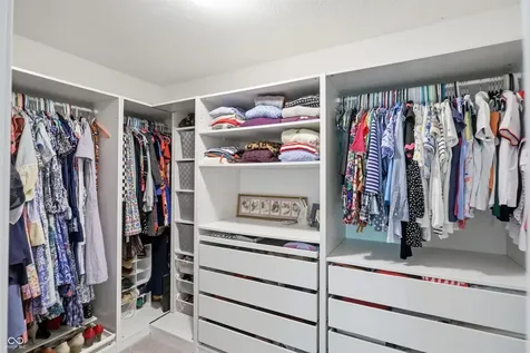 12116 Westmorland Drive Fishers IN 46037
