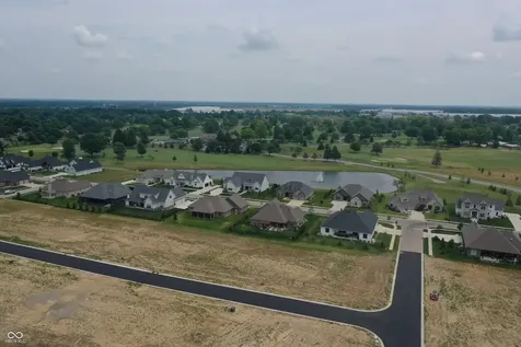 818 Beechtree Lane Franklin IN 46131