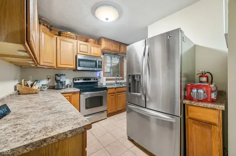 409 W Lakeview Drive Nineveh IN 46164