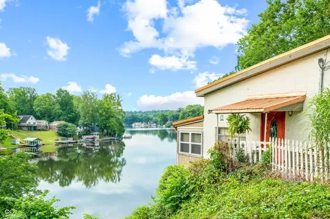 409 W Lakeview Drive Nineveh IN 46164