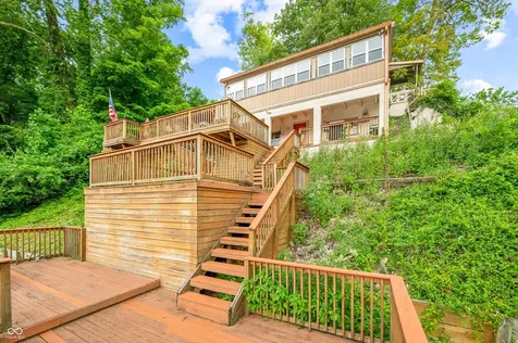 409 W Lakeview Drive Nineveh IN 46164