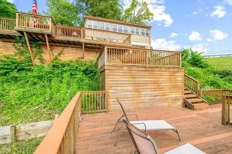 409 W Lakeview Drive Nineveh IN 46164