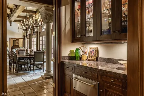 841 Alverna Drive Indianapolis IN 46260