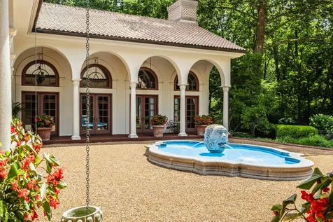 841 Alverna Drive Indianapolis IN 46260