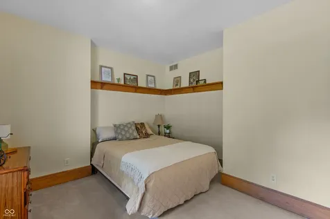 3917 N 525 W Fairland IN 46126