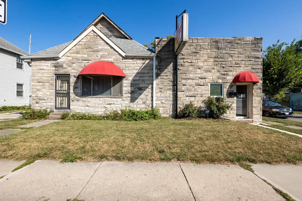 4022 E Michigan Street Indianapolis IN 46201