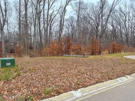 5086 Oak Ridge Trail Columbus IN 47201