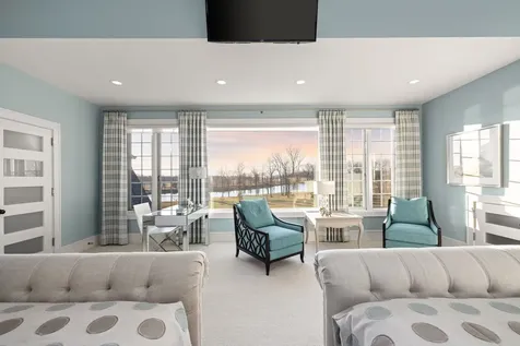 9825 Windy Hills Drive Zionsville IN 46077