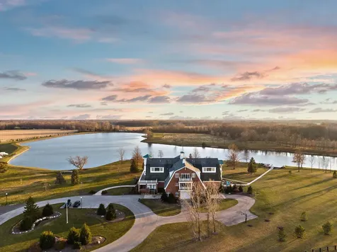 9825 Windy Hills Drive Zionsville IN 46077