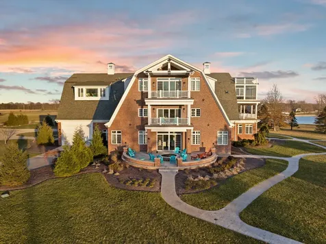 9825 Windy Hills Drive Zionsville IN 46077