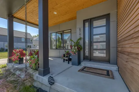 8677 Morgan Drive Fishers IN 46038