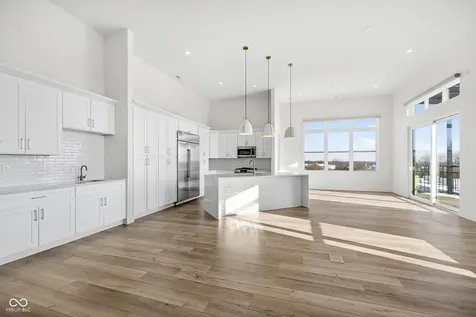 1155 S Rangeline Road Carmel IN 46032