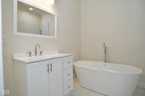 547 Udell Street Indianapolis IN 46208