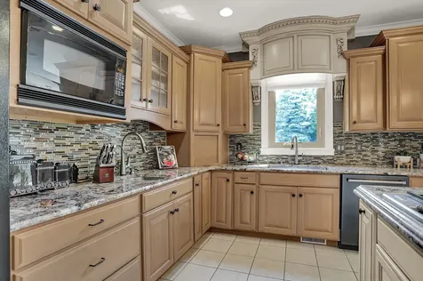 12542 Scottish Bend Carmel IN 46033