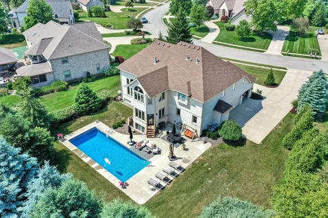 12542 Scottish Bend Carmel IN 46033