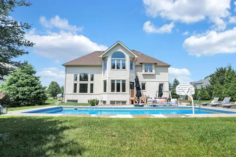 12542 Scottish Bend Carmel IN 46033