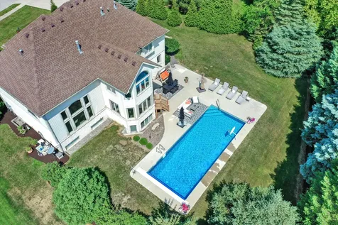 12542 Scottish Bend Carmel IN 46033