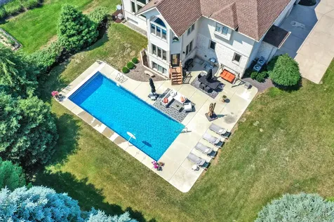 12542 Scottish Bend Carmel IN 46033