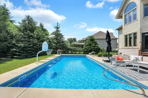12542 Scottish Bend Carmel IN 46033